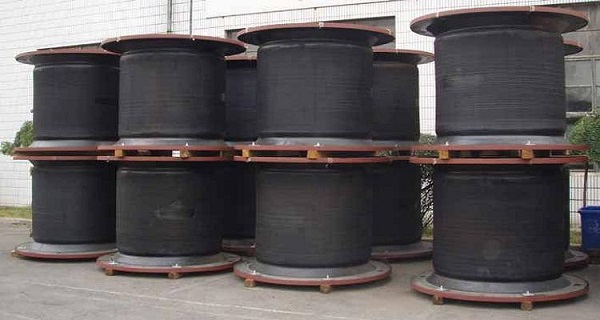đệm va tàu Bridgestone